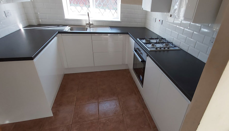 Kitchen Fitters Plymouth | Kitchen Designers Plymouth | Bathroom Fitters Plymouth | Bathroom Designers Plymouth